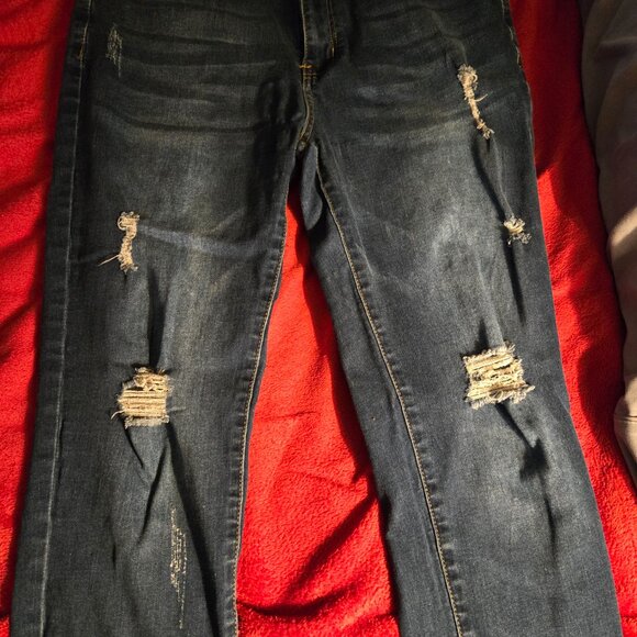 Jeans - Picture 2 of 3